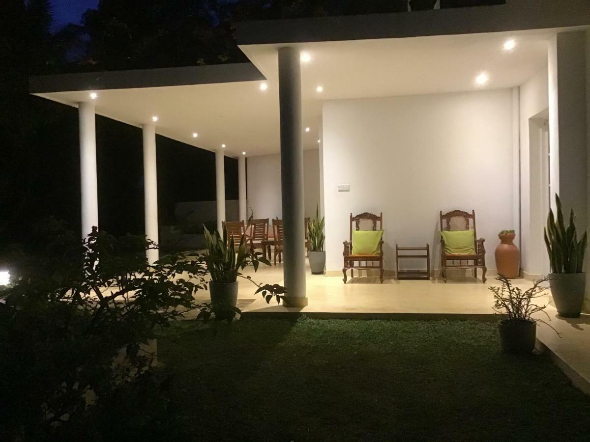 Amandari Holiday Villa Gelioya Exteriér fotografie