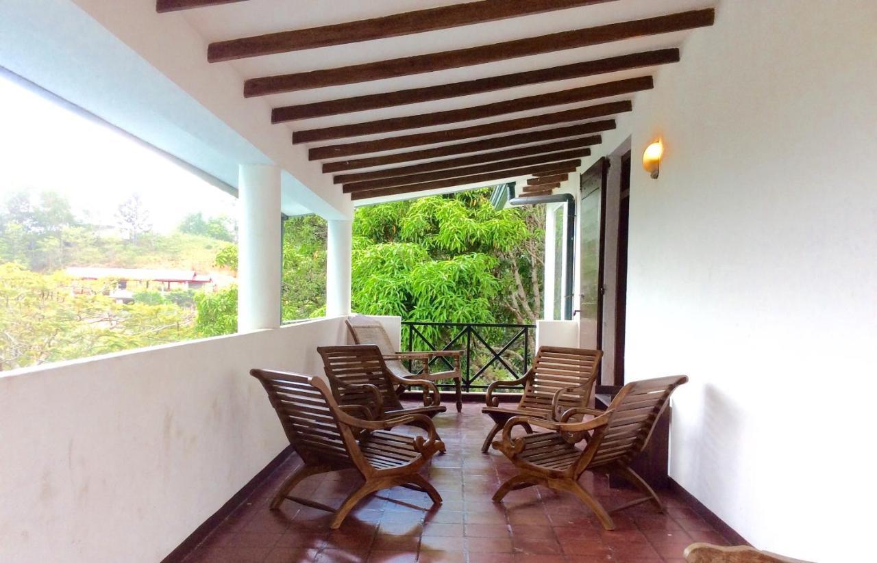 Amandari Holiday Villa Gelioya Exteriér fotografie